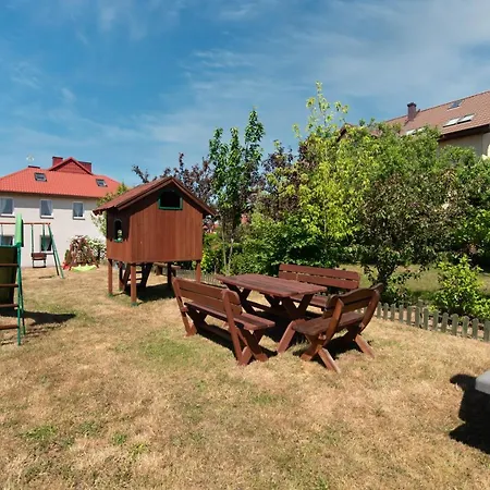 Piastowy Dwór * Jastrzębia Góra