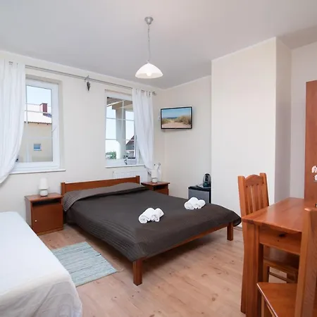 Piastowy Dwór Aldeamento Turístico Jastrzębia Góra