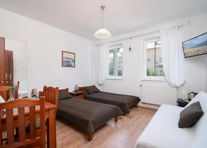 Piastowy Dwor ホリデーパーク Jastrzębia Góra