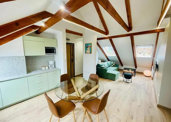 Piastowy Dwor Jastrzębia Góra